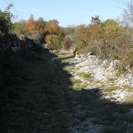 A L'epicerie Prázdninový dům Caniac-du-Causse